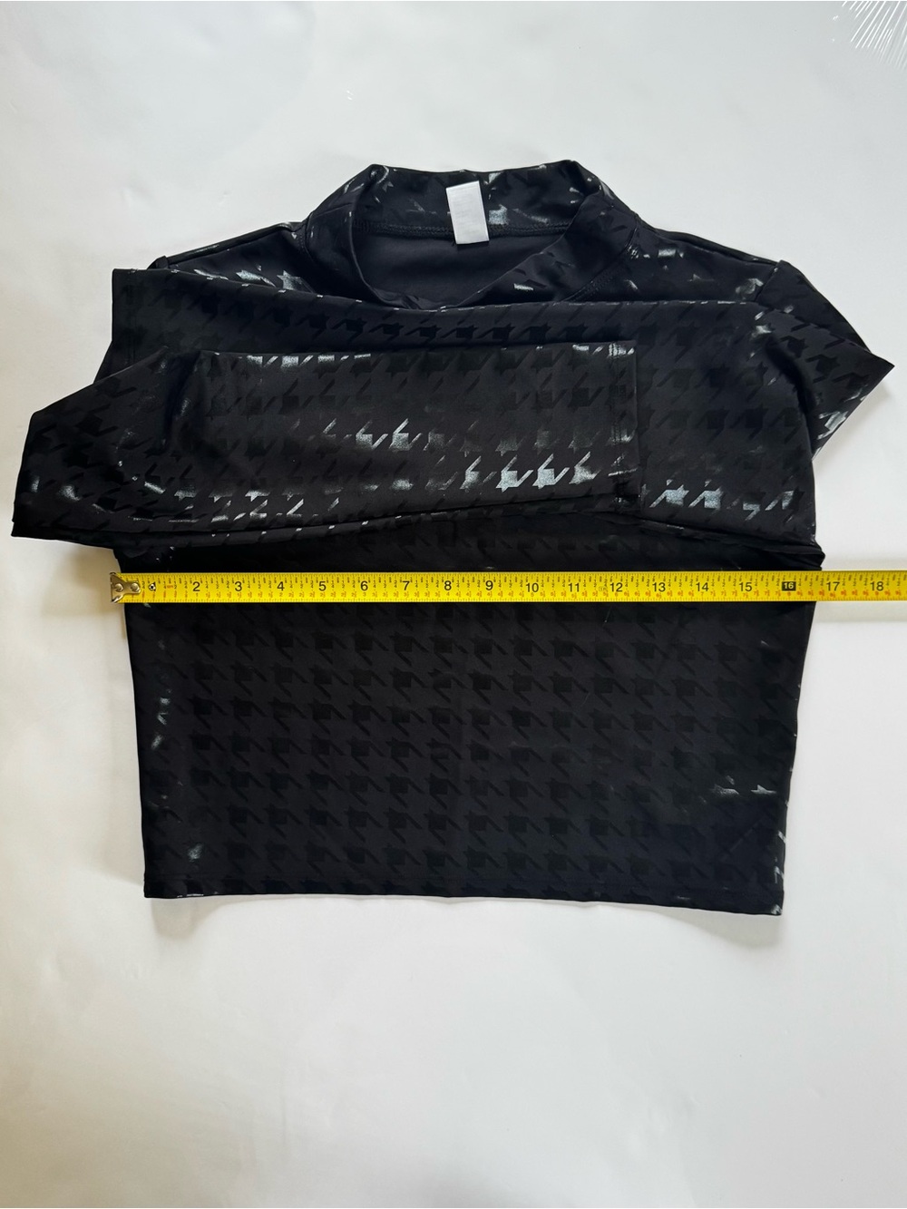 Noli Black Sheer Houndstooth Long Sleeve Crop Top - Picture 4 of 5